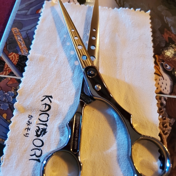 Kamisori 'Featherlite' Shears - Picture 2 of 6